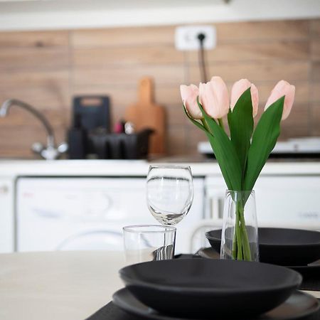 Lago Maggiore Lesa Elena Home Ngoại thất bức ảnh