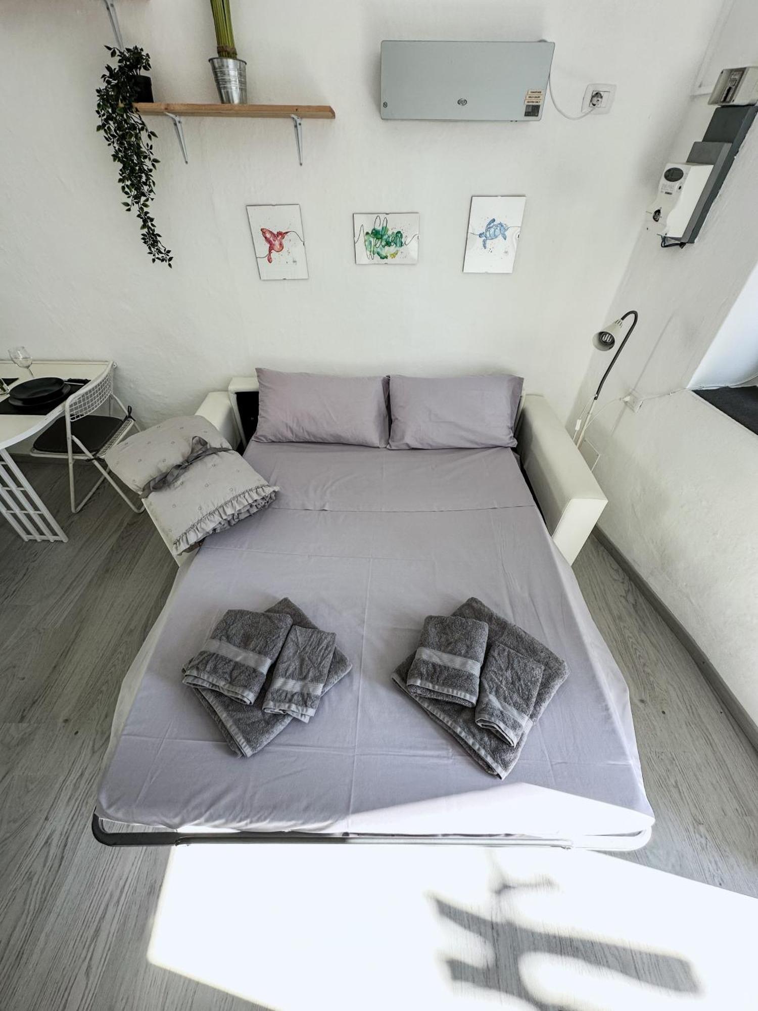 Lago Maggiore Lesa Elena Home Ngoại thất bức ảnh